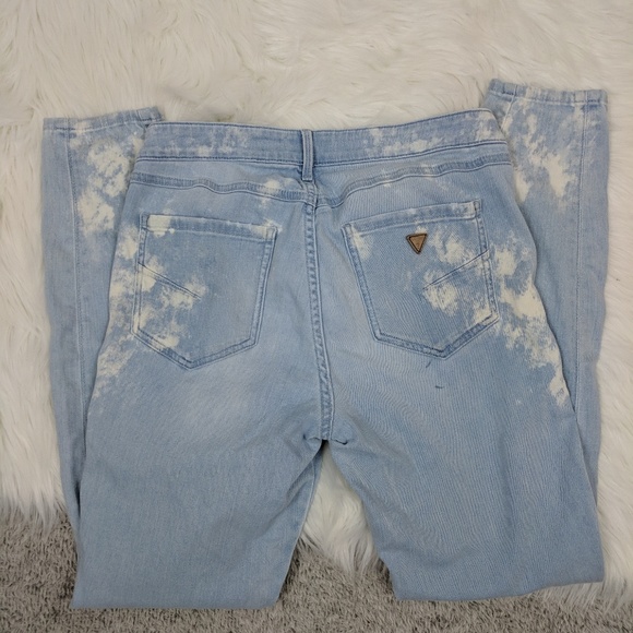 Guess Denim - Guess Women's distressed skinny jeans size 31
